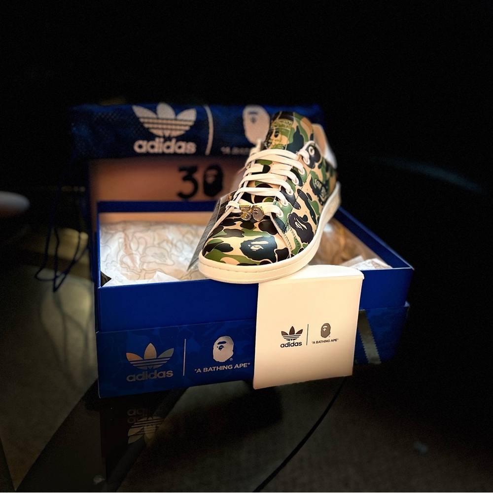 COPY - New in Box! Bape x adidas 30th Anniversary Stan Smiths - Picture 5 of 6